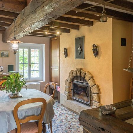Chantilly ,Petit Dejeuner Et Table D'Hotes Possible Noyers  Buitenkant foto
