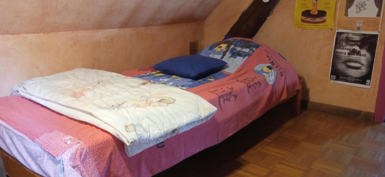 Chantilly ,Petit Dejeuner Et Table D'Hotes Possible Noyers  Buitenkant foto