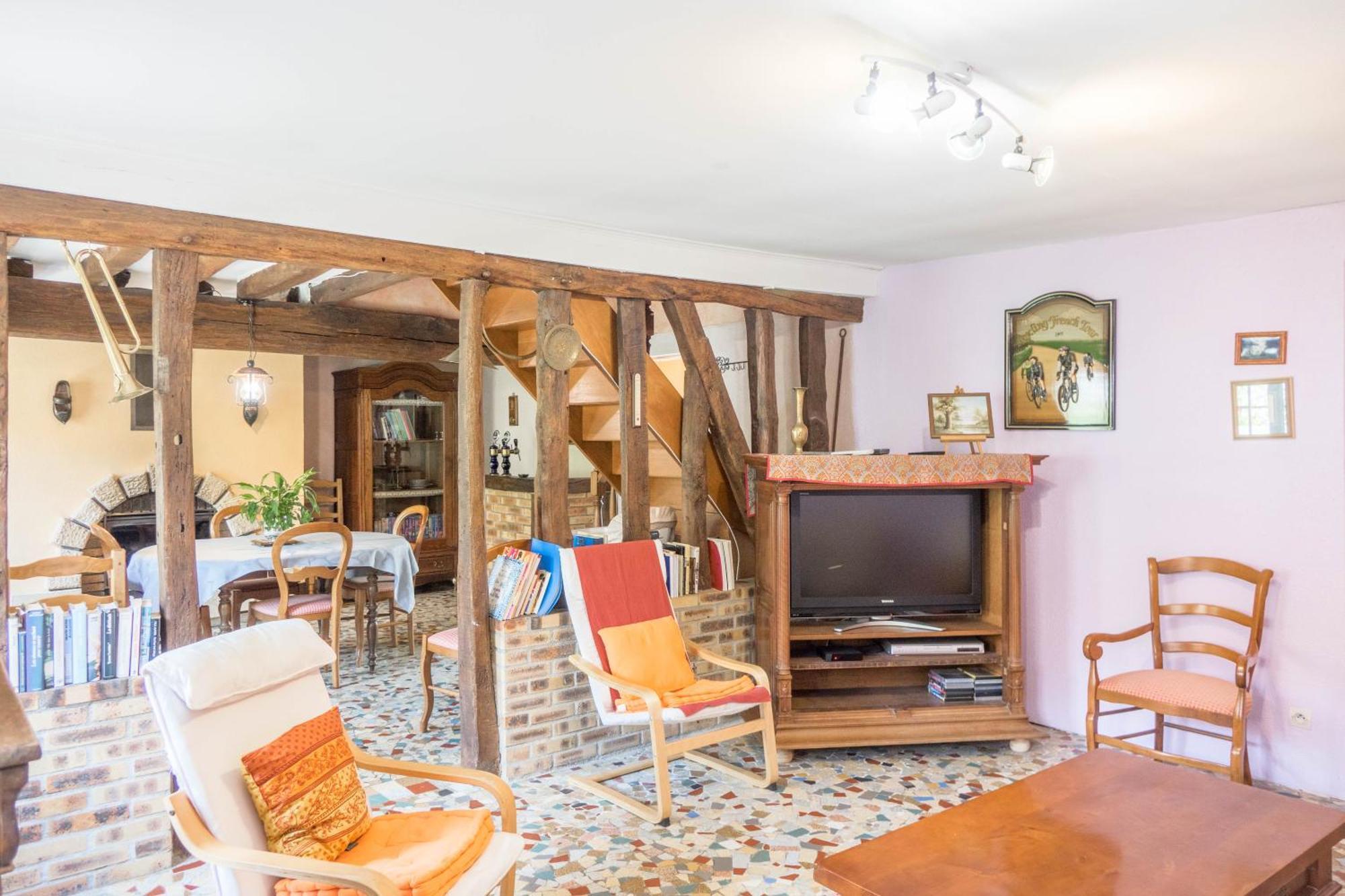 Chantilly ,Petit Dejeuner Et Table D'Hotes Possible Noyers  Buitenkant foto