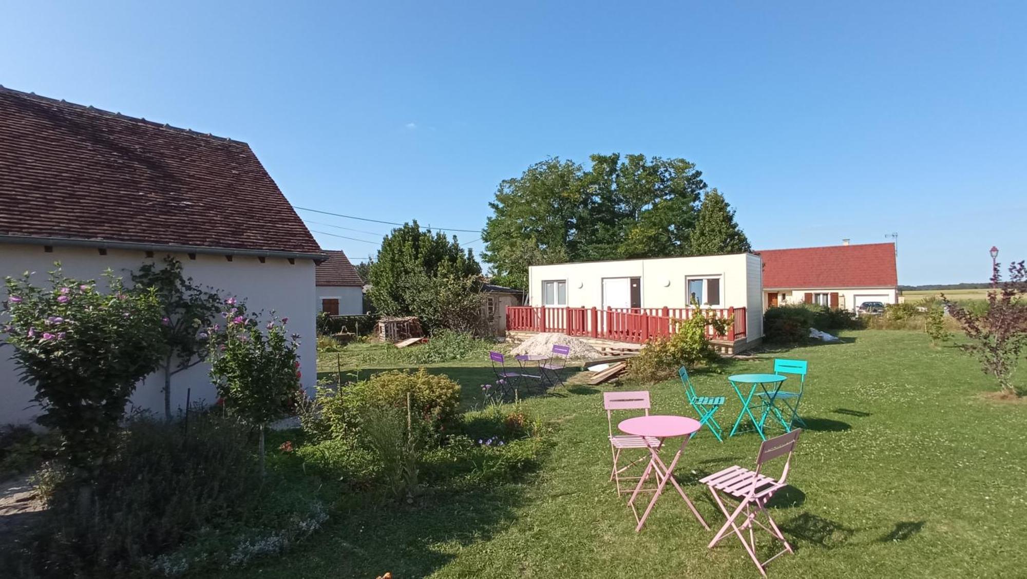 Chantilly ,Petit Dejeuner Et Table D'Hotes Possible Noyers  Kamer foto